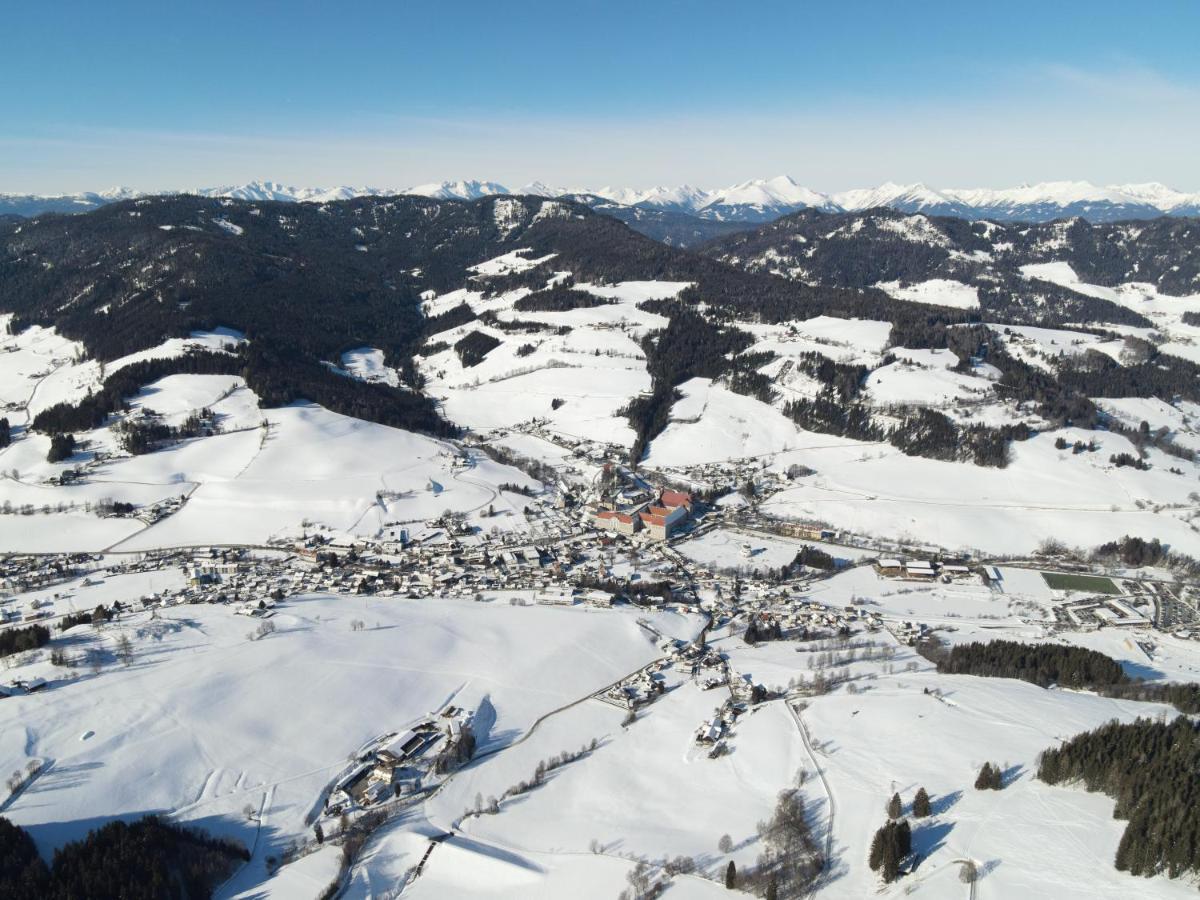 Schone Ferienwohnung Im Naturpark Grebenzen Sankt Lambrecht Esterno foto